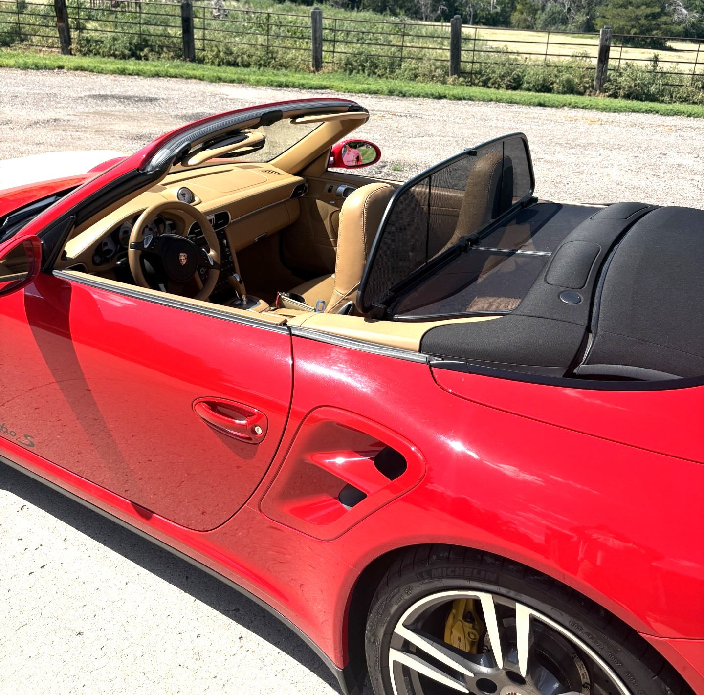 Used 2013 Porsche 911 Edition 918 Spyder AWD/4WD image 4