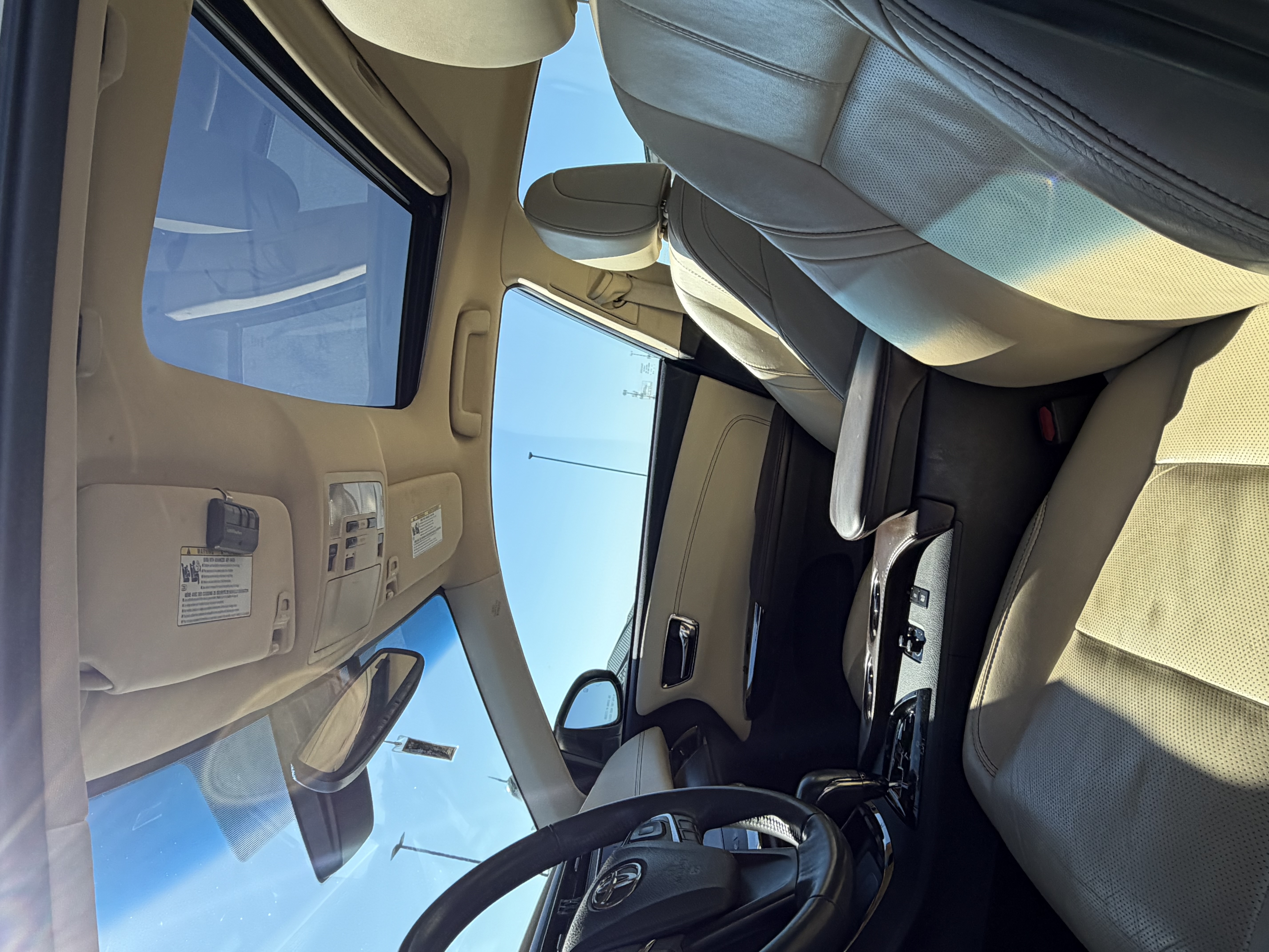 Used 2016 Toyota Avalon Limited w/ Toyota Safety Sense Package FWD image 13