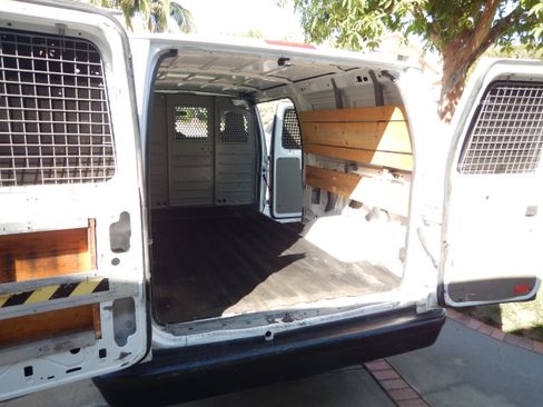 Used 2012 Ford E-250 and Econoline 250 w/ PWR Group image 14