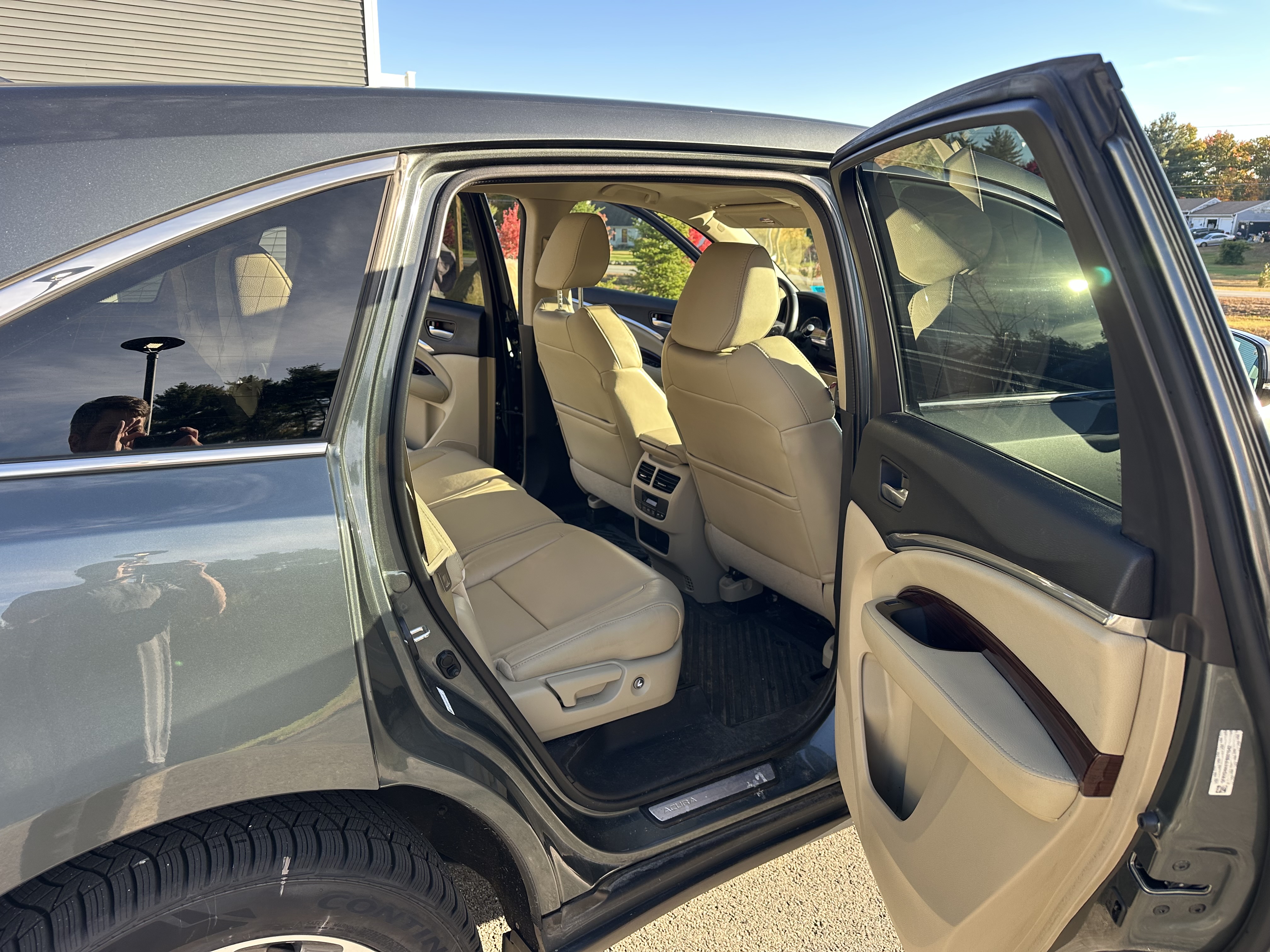 Used 2015 Acura MDX w/ Technology Package AWD/4WD image 12