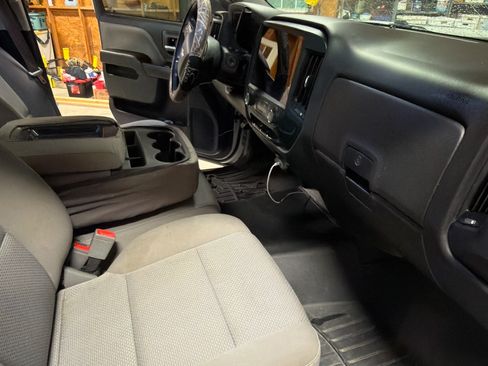 Used 2015 Chevrolet Silverado 2500 W/T RWD image 8