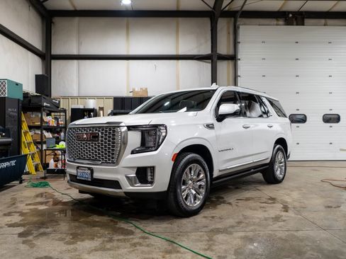 Used 2022 GMC Yukon Denali image 1