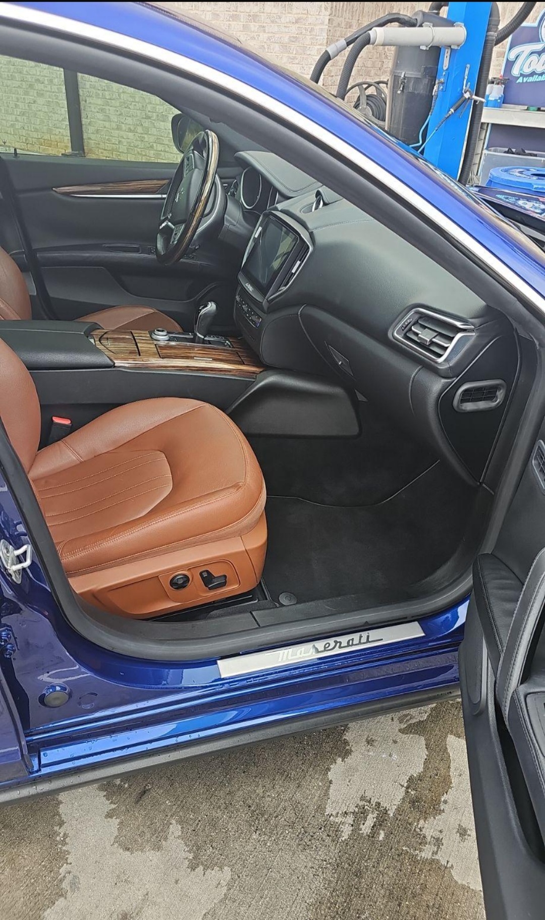 Used 2018 Maserati Ghibli S Q4 AWD/4WD image 12