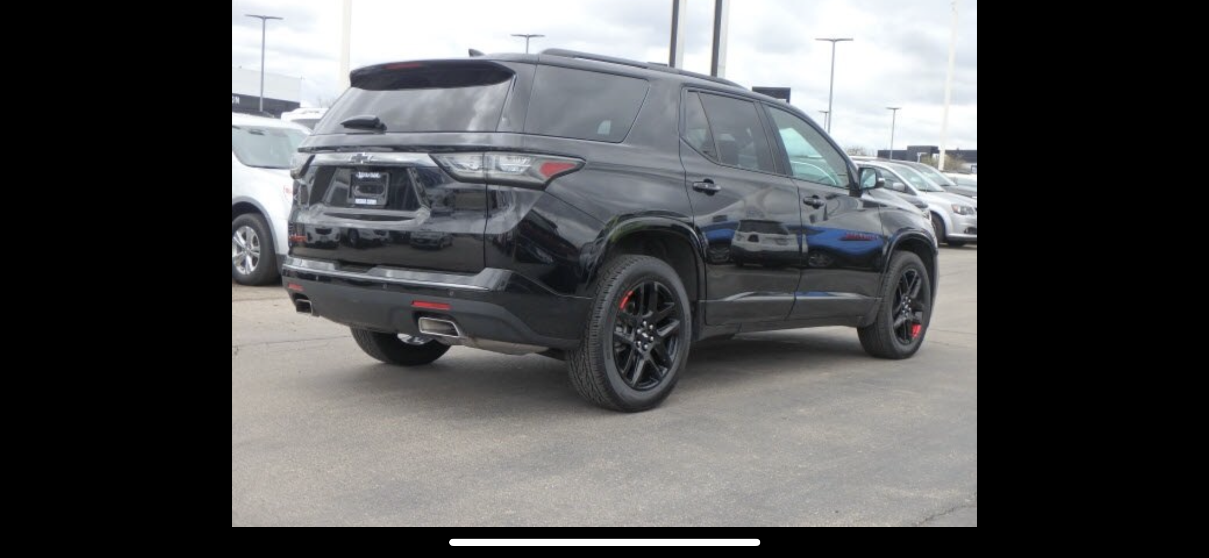 Used 2018 Chevrolet Traverse Premier w/ Redline Edition FWD image 2