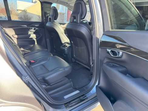 Used 2018 Volvo XC90 T6 Momentum w/ Momentum Plus Package image 26