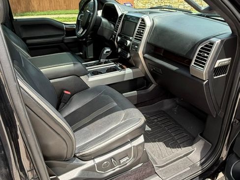 Used 2015 Ford F150 Platinum w/ Equipment Group 701A Luxury RWD image 11