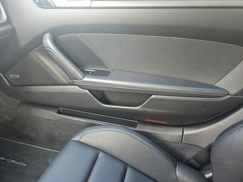 Used 2020 Porsche 911 Carrera S image 22