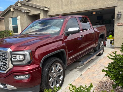 Used 2017 GMC Sierra 1500 Denali w/ Denali Ultimate Package image 9
