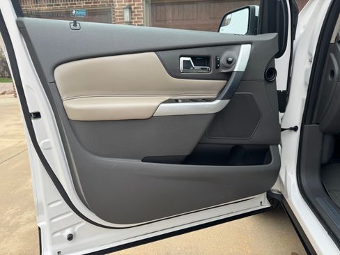 Used 2013 Ford Edge Limited image 14