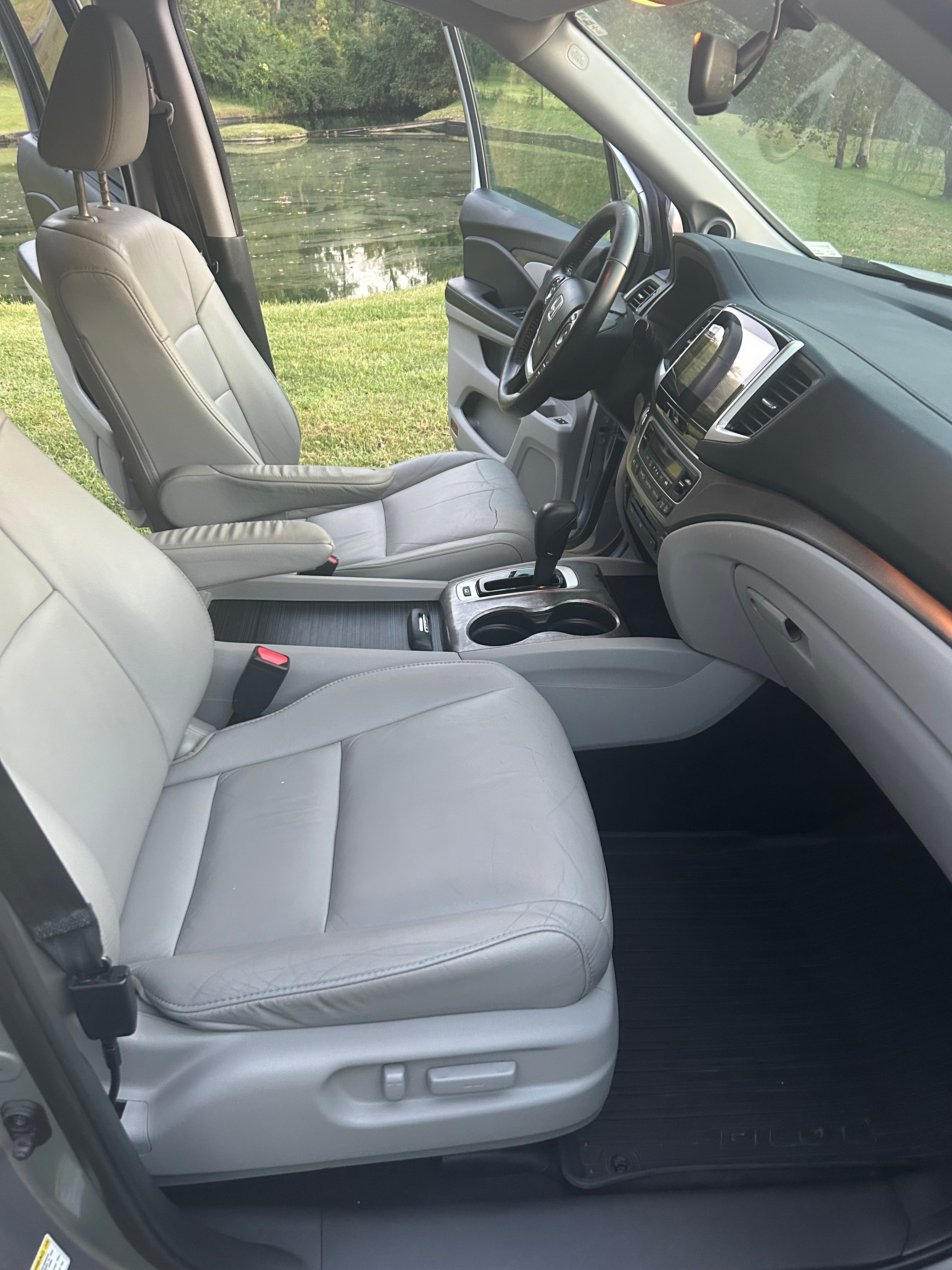 Used 2016 Honda Pilot EX-L image 10