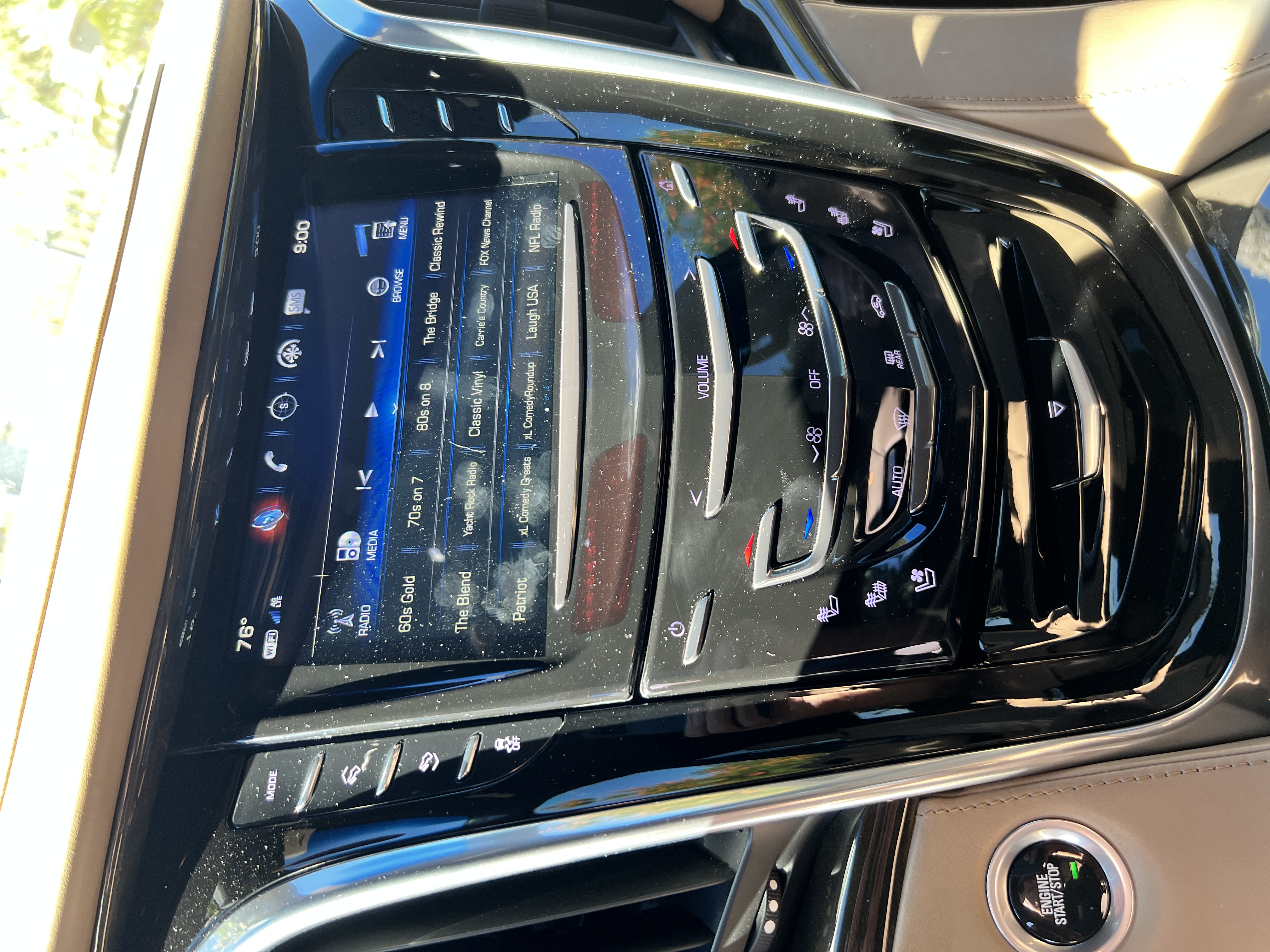 Used 2020 Cadillac Escalade ESV Platinum AWD/4WD image 9