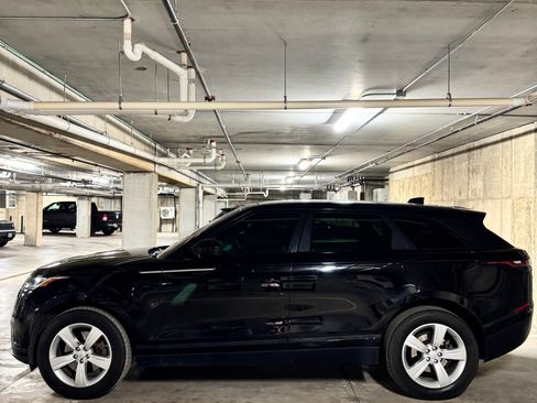 Used 2018 Land Rover Range Rover Velar S image 2
