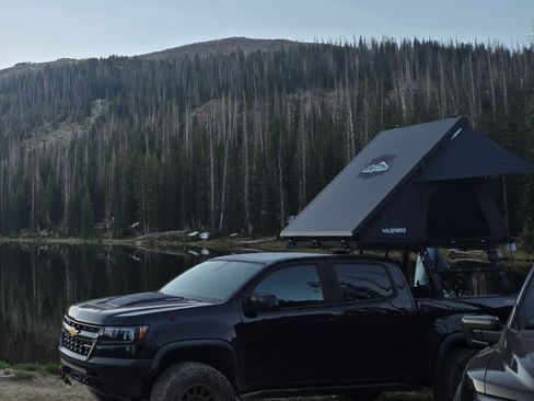 Used 2018 Chevrolet Colorado ZR2 AWD/4WD image 2