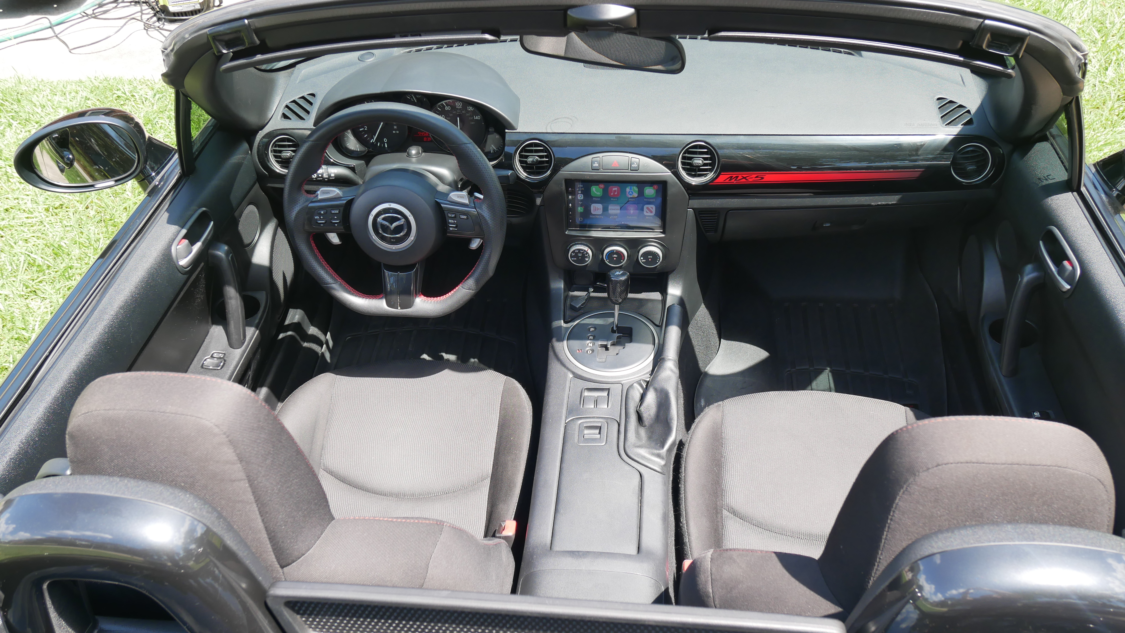 Used 2014 MAZDA MX-5 Miata Club RWD image 19