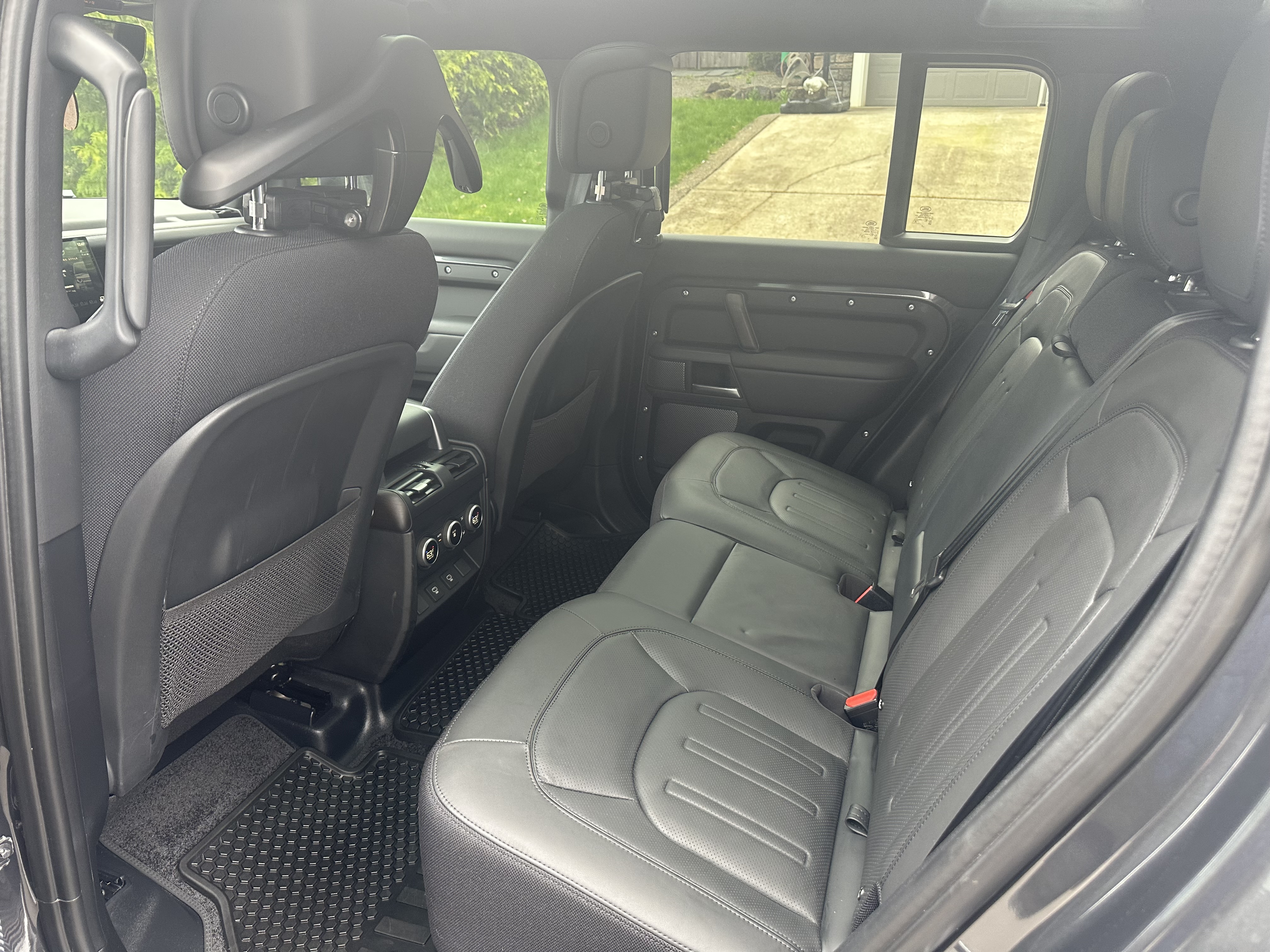 Used 2024 Land Rover Defender 110 X AWD/4WD image 5