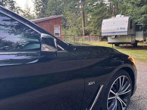 Used 2017 INFINITI Q60 3.0t w/ Premium Plus Package 3.0T image 8