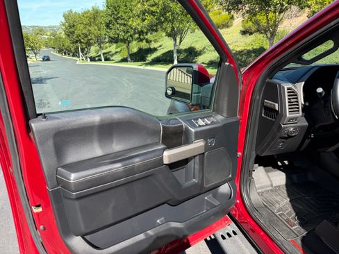 Used 2017 Ford F150 Raptor w/ Equipment Group 802A Luxury image 6