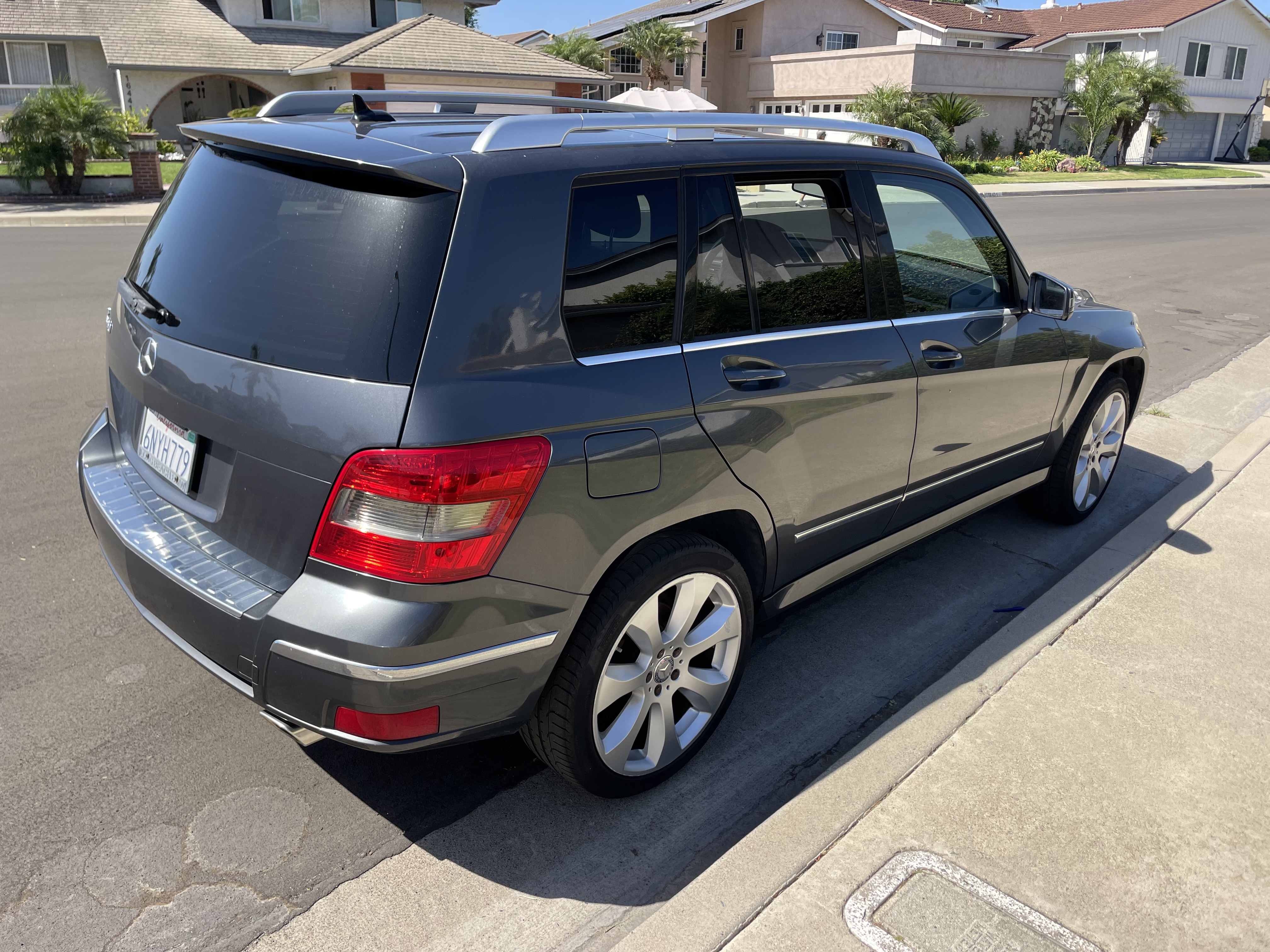 Used 2011 Mercedes-Benz GLK 350 2WD image 15
