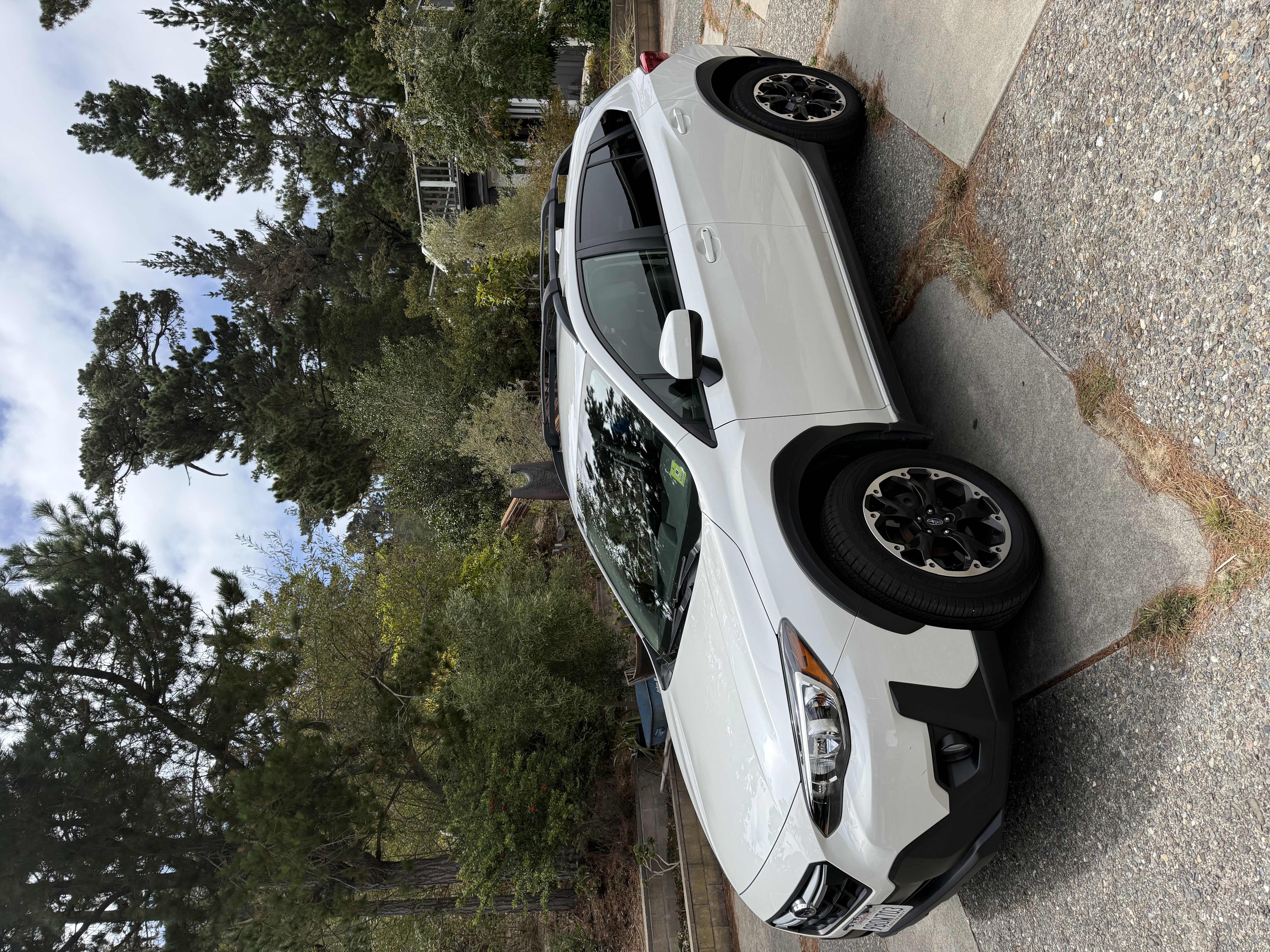 Used 2022 Subaru Crosstrek 2.0i Premium w/ Popular Package #4A AWD/4WD image 2