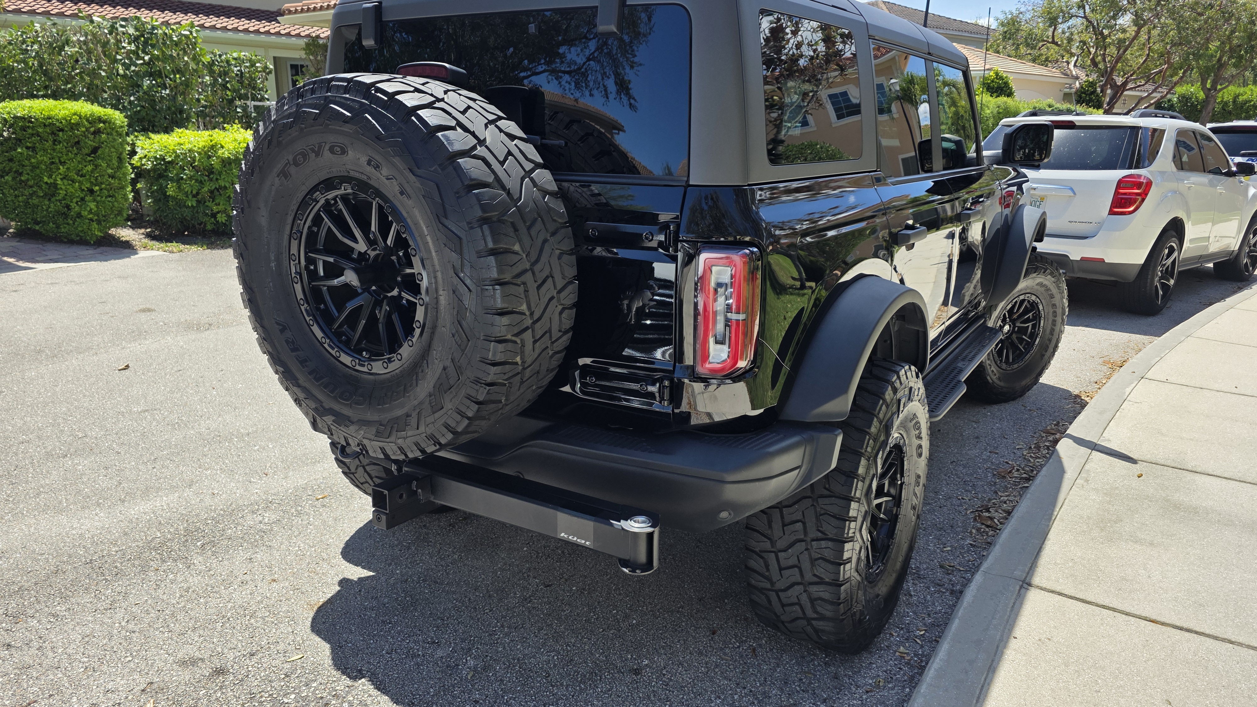 Used 2023 Ford Bronco Badlands AWD/4WD image 8