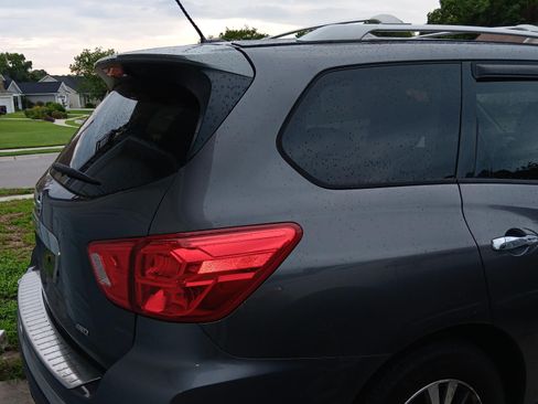 Used 2017 Nissan Pathfinder S AWD/4WD image 13