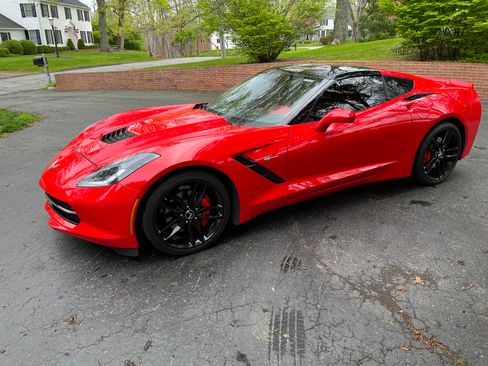 Used 2015 Chevrolet Corvette Stingray Coupe w/ 3LT Preferred Equipment Group image 2