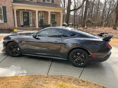 Used 2024 Ford Mustang GT image 2