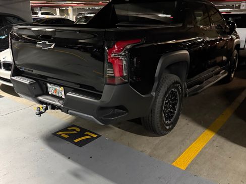 Used 2026 Chevrolet Silverado EV Trail Boss image 8