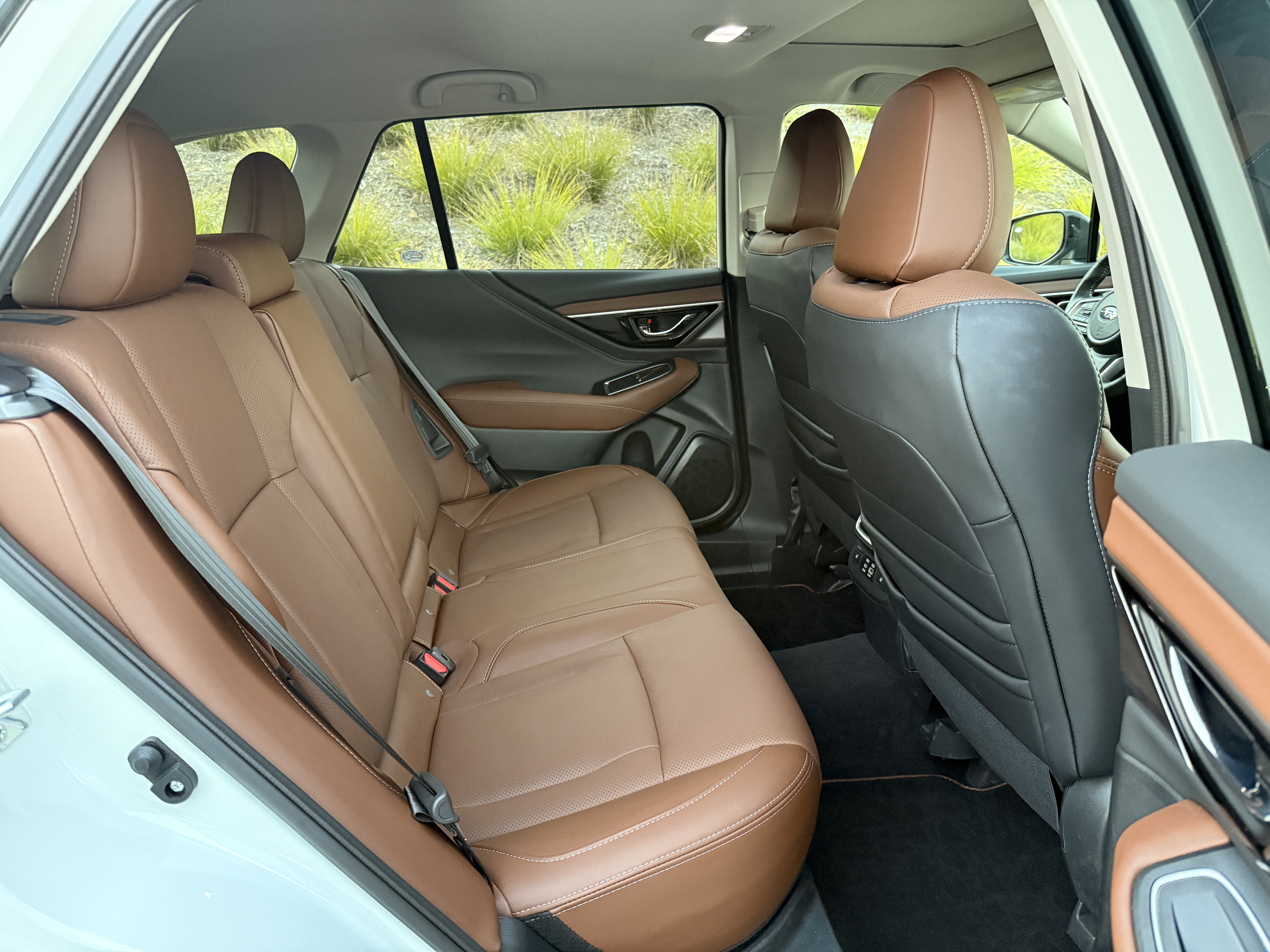 Used 2024 Subaru Outback Touring XT AWD/4WD image 19