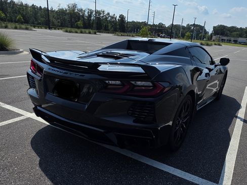 Used 2023 Chevrolet Corvette Stingray Premium Conv w/ Z51 Performance Package image 7