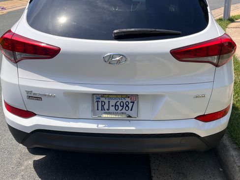 Used 2017 Hyundai Tucson SE Plus AWD/4WD image 5