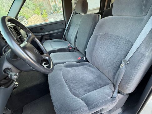 Used 2002 Chevrolet Silverado 2500 LS image 6