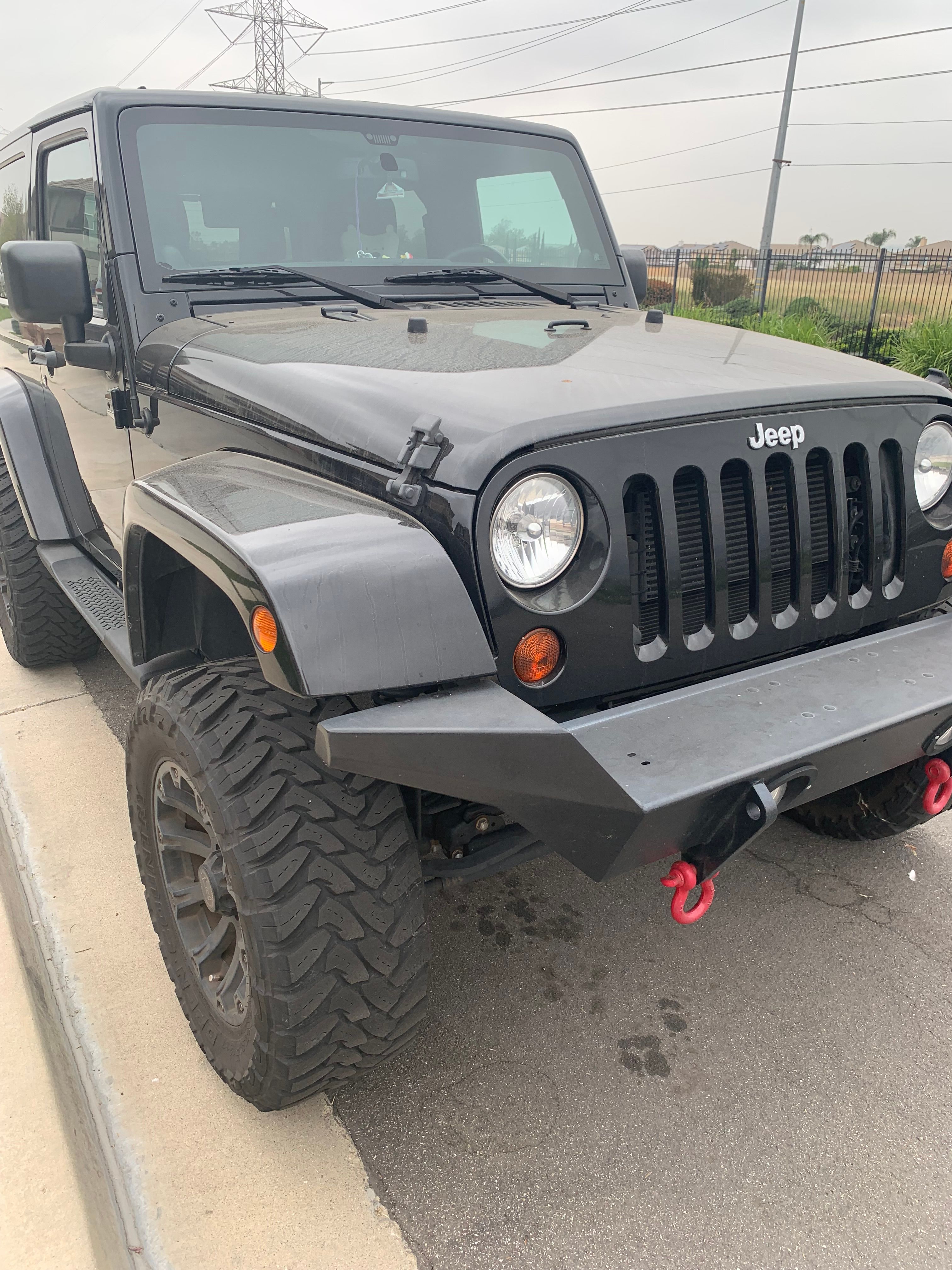 Used 2013 Jeep Wrangler Sahara w/ Connectivity Group AWD/4WD image 2