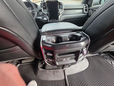 Used 2022 RAM 1500 Laramie image 21