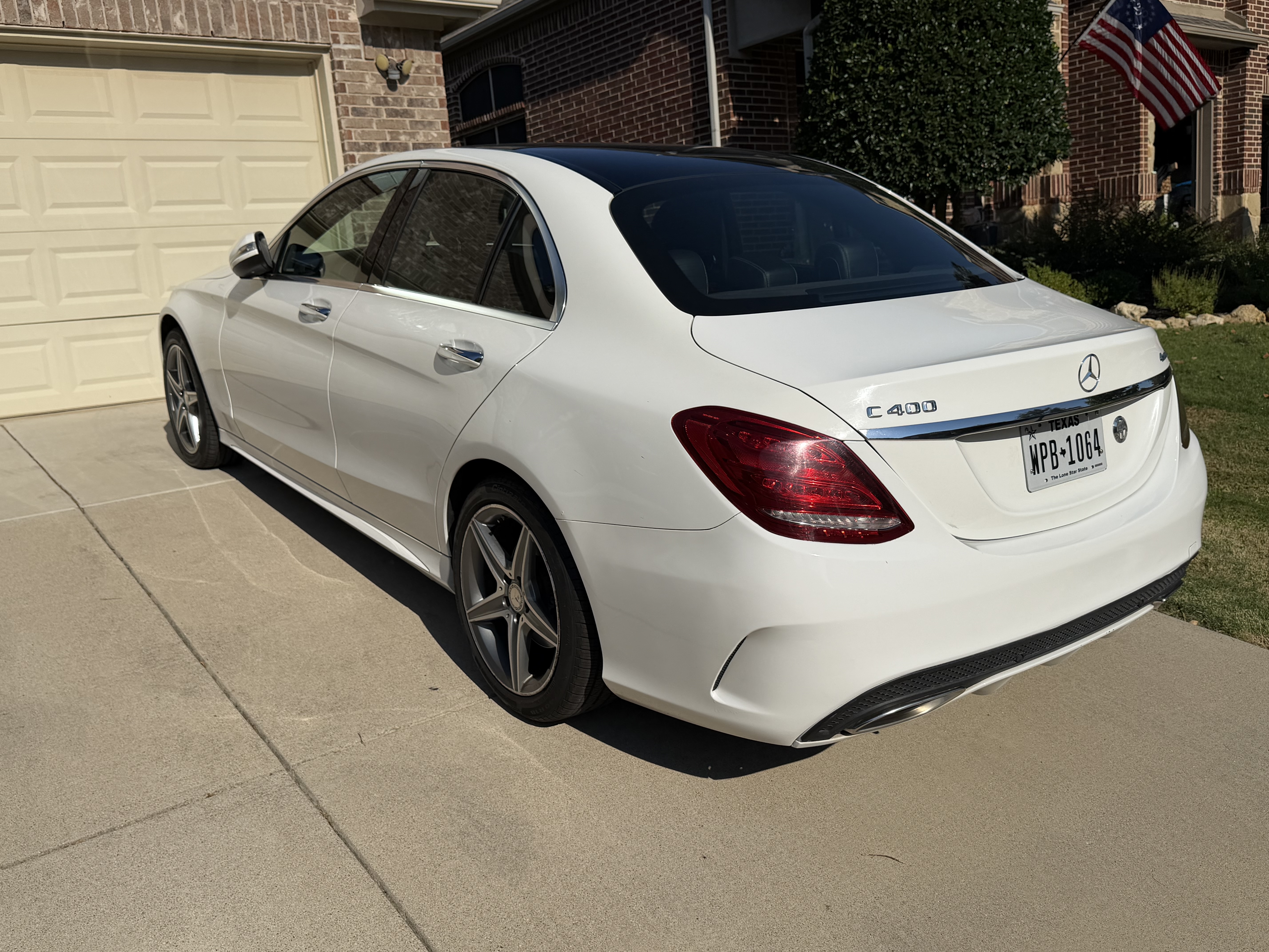 Used 2015 Mercedes-Benz C 400 4MATIC image 6
