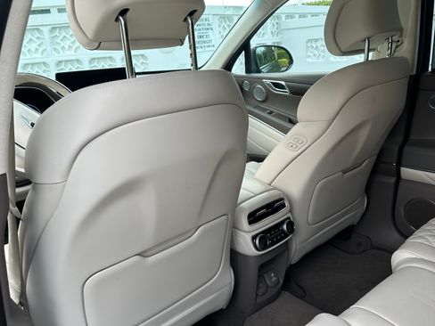 Used 2024 Genesis GV80 3.5T AWD/4WD image 10