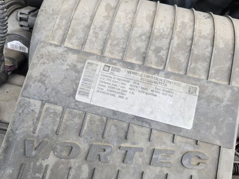 Used 2014 GMC Savana 2500 Van 3D image 5