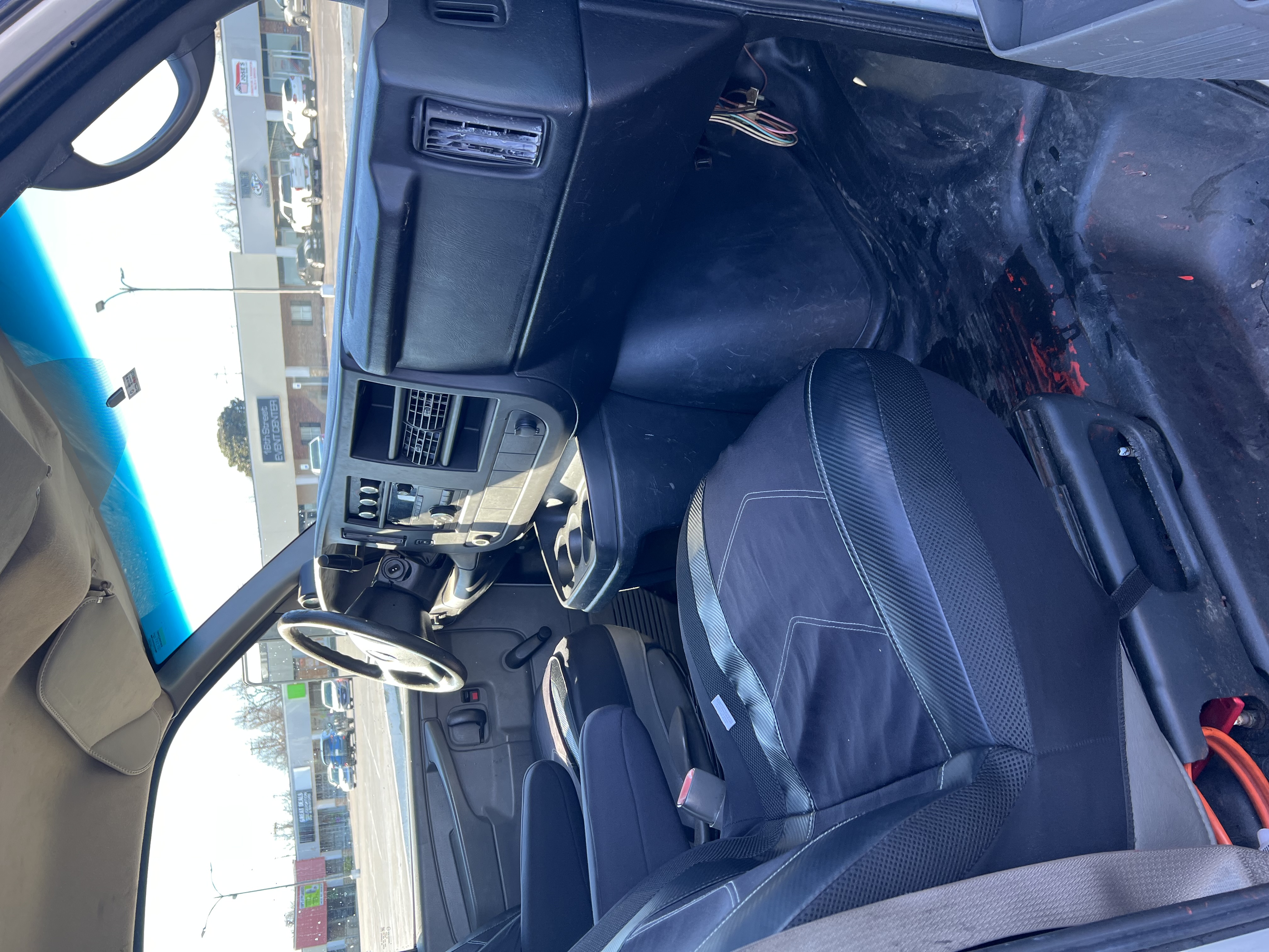 Used 2012 GMC Savana 3500 RWD image 10