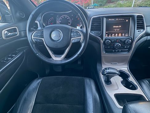 Used 2015 Jeep Grand Cherokee Altitude image 12