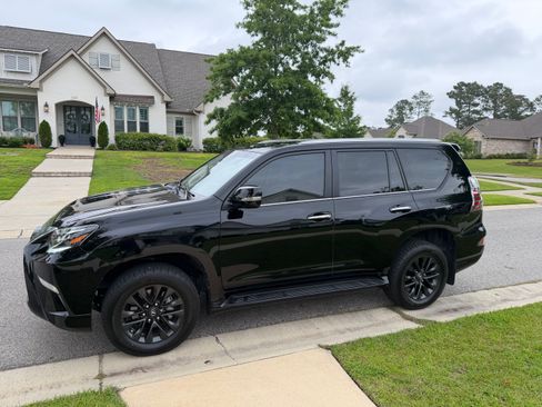 Used 2022 Lexus GX 460 Premium AWD/4WD image 2