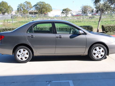 Used 2007 Toyota Corolla CE image 12