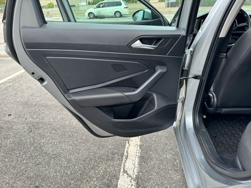 Used 2020 Volkswagen Jetta S w/ Driver Assistance Package image 20