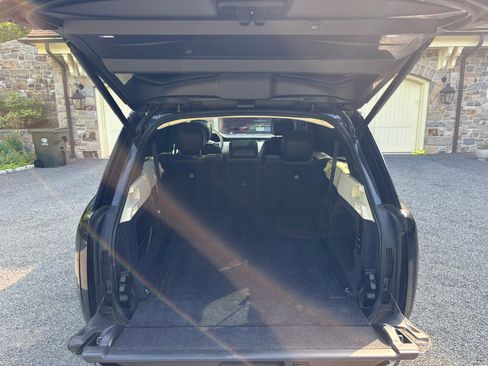 Used 2023 Land Rover Range Rover Long Wheelbase Autobiography AWD/4WD image 21