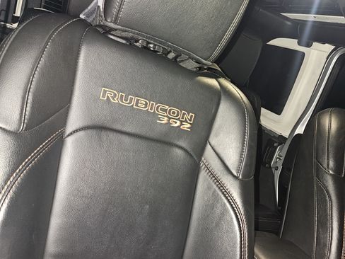 Used 2022 Jeep Wrangler Unlimited Rubicon w/ Trailer Tow Package image 12