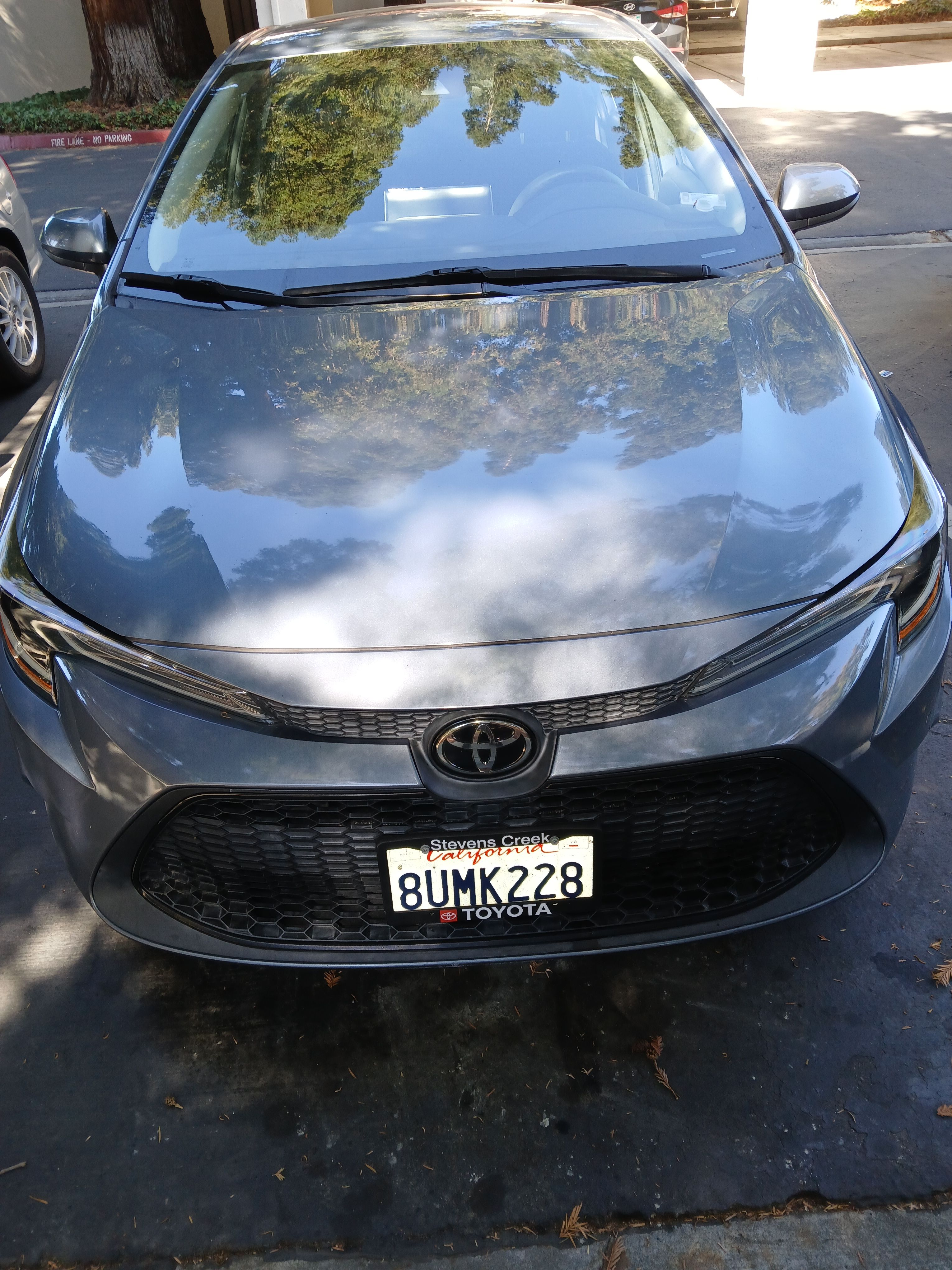 Used 2020 Toyota Corolla LE FWD image 1