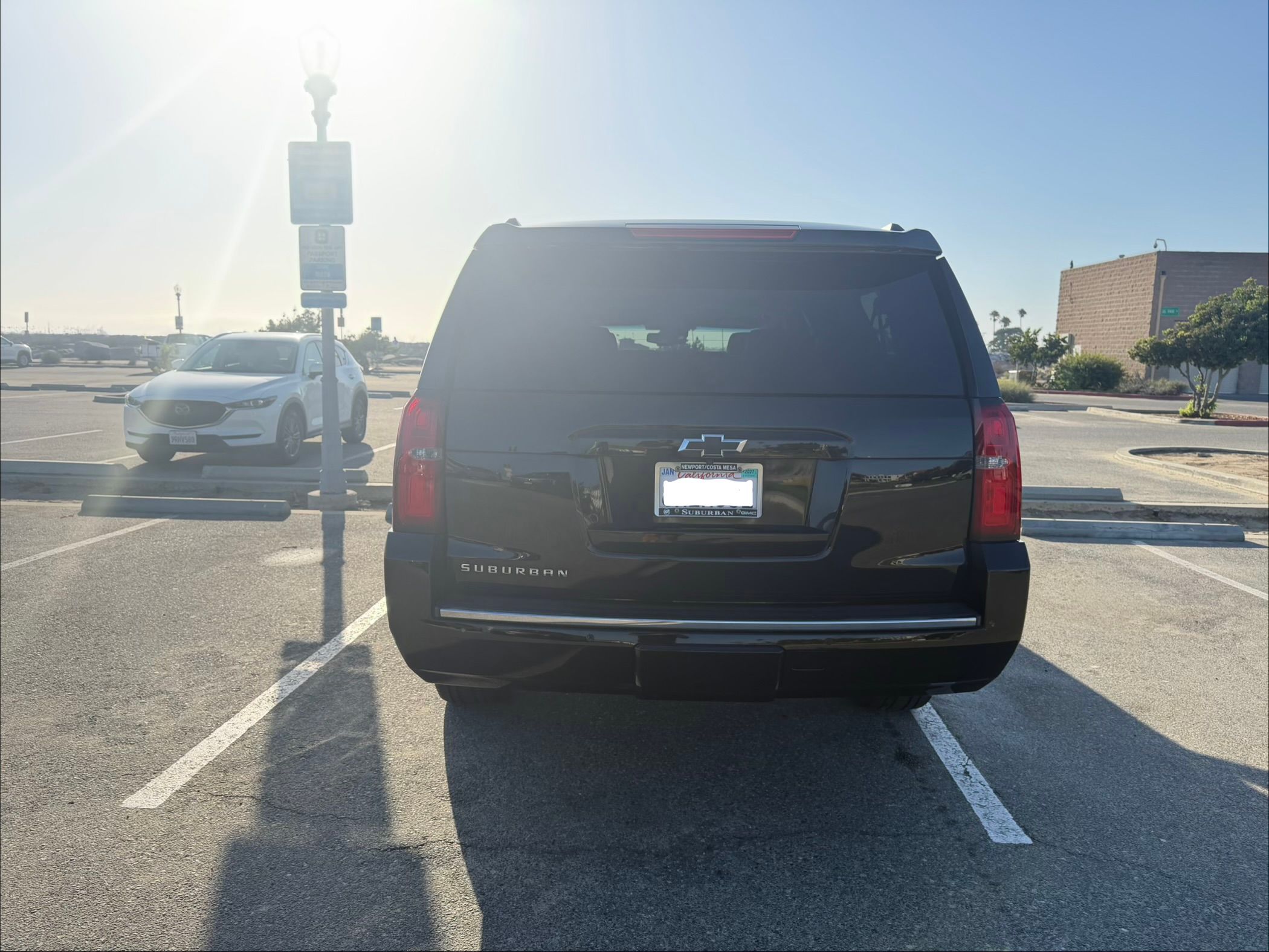 Used 2016 Chevrolet Suburban LTZ RWD image 31