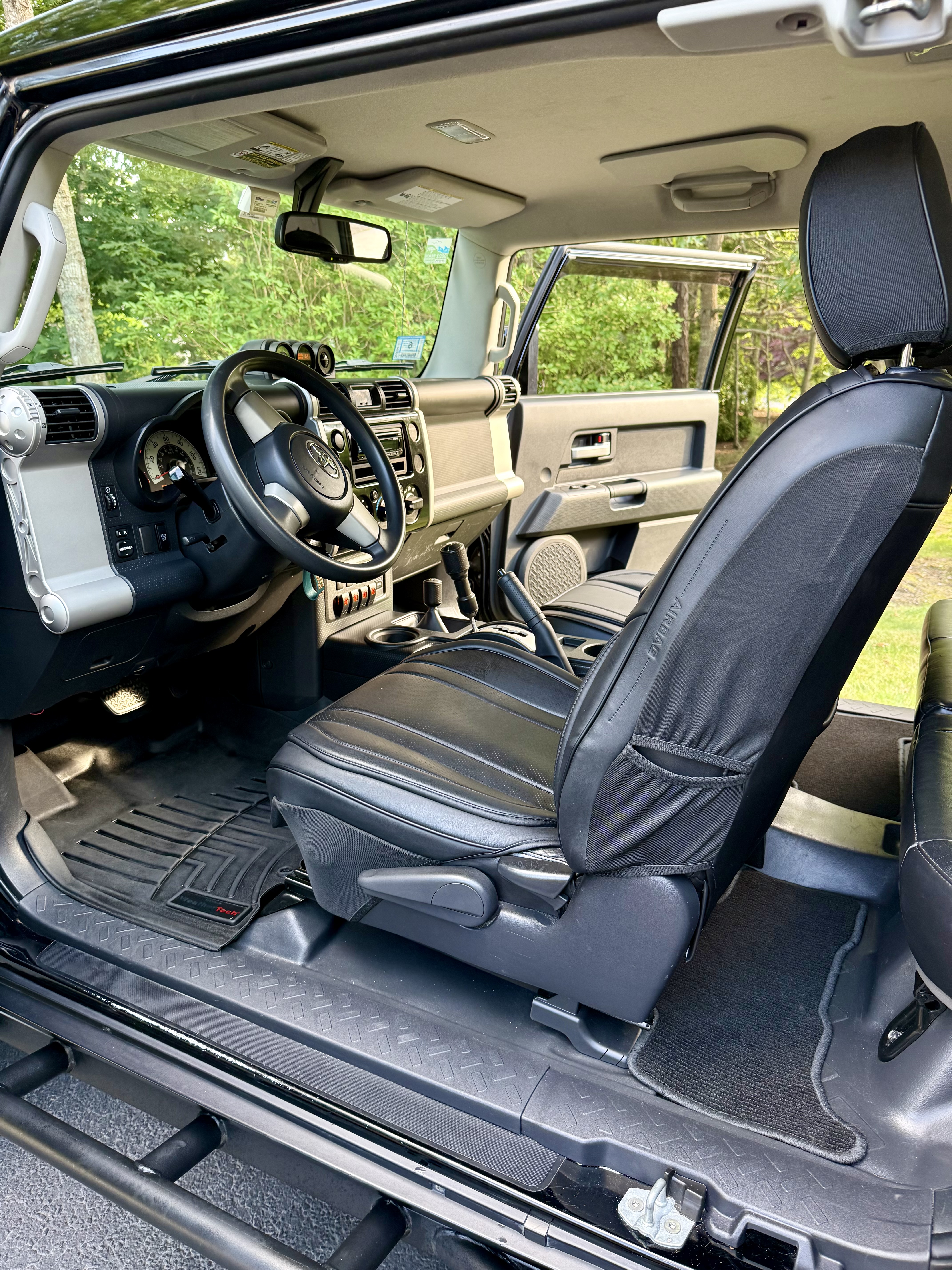 Used 2010 Toyota FJ Cruiser 4WD w/ Convenience Pkg image 29