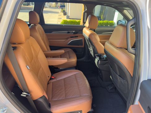 Used 2024 Kia Telluride SX X-Line image 14