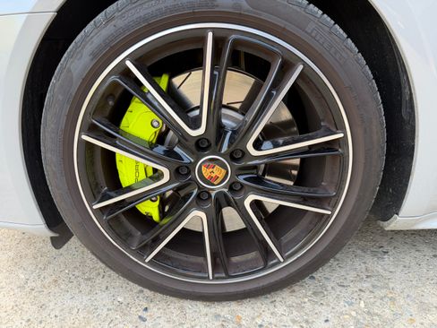 Used 2023 Porsche Panamera 4S image 22