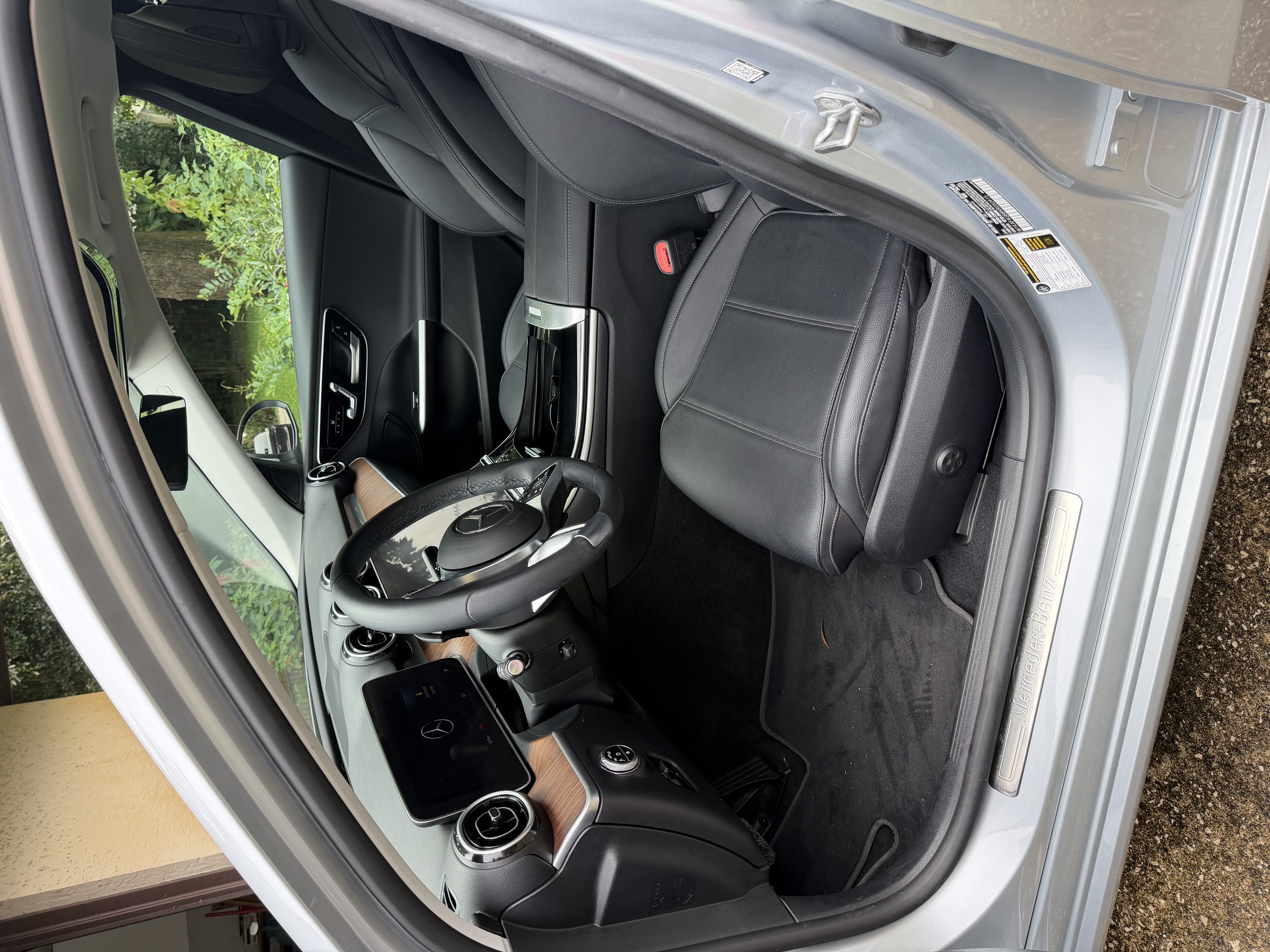 Used 2022 Mercedes-Benz C 300 Sedan image 6